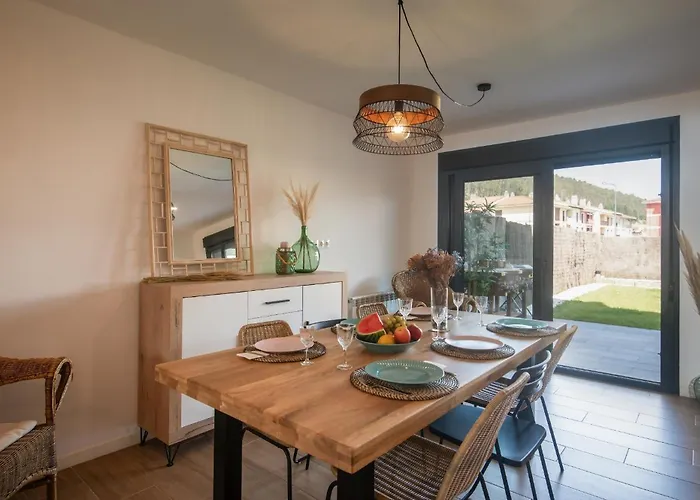 Casa Con Jardin A 2 Km Playa - Saelia *